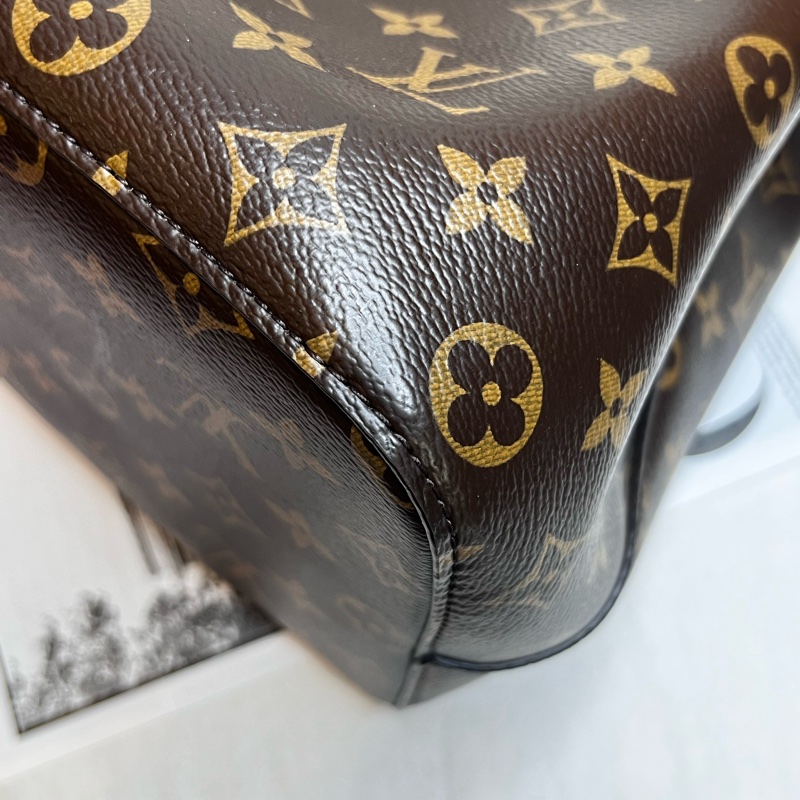 LV 經典Neonoe系列Monogram帆布印花牛皮鑲飾束口斜背/肩背水桶包-紅色-20