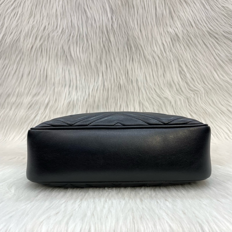 Gucci 447632黑牛皮馬夢拉鍊斜背相機包Marmont-4