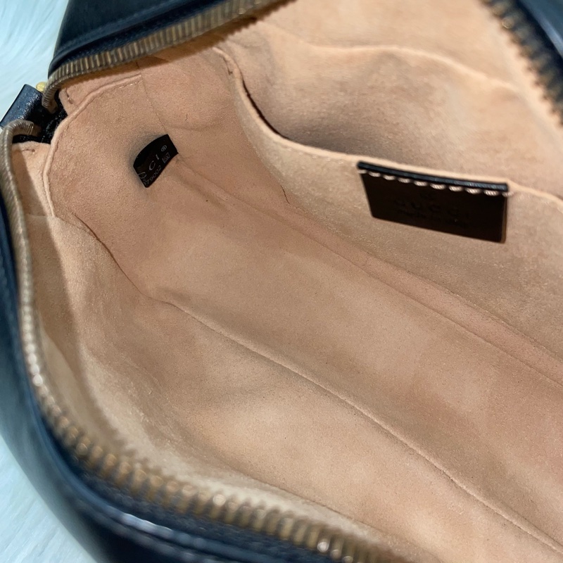 Gucci 447632黑牛皮馬夢拉鍊斜背相機包Marmont-14