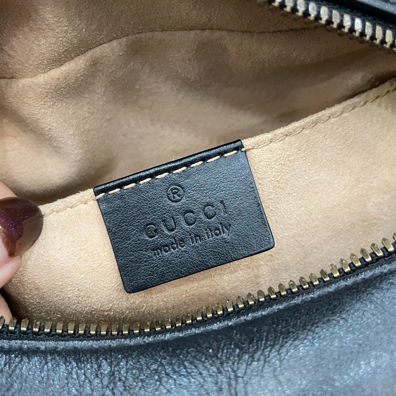 Gucci 447632黑牛皮馬夢拉鍊斜背相機包Marmont-16