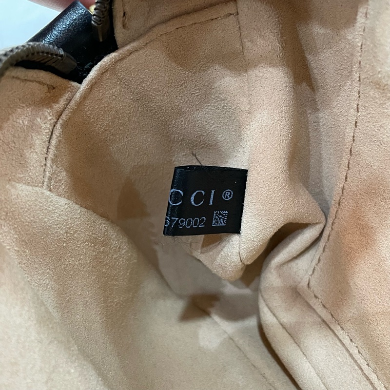 Gucci 447632黑牛皮馬夢拉鍊斜背相機包Marmont-19