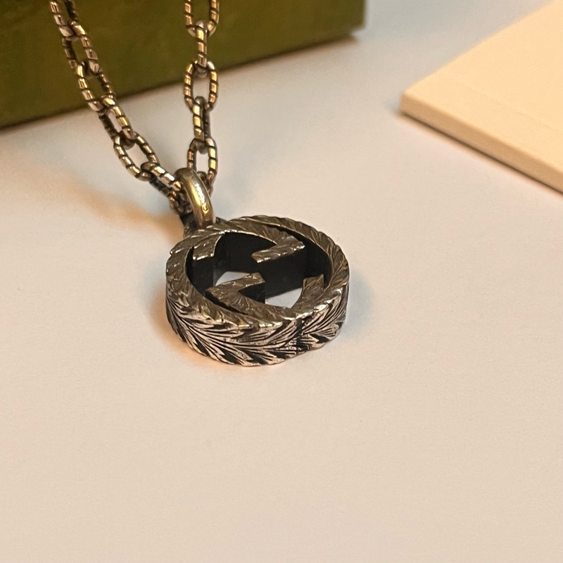 Gucci 經典雙G雕花仿舊項鍊-11