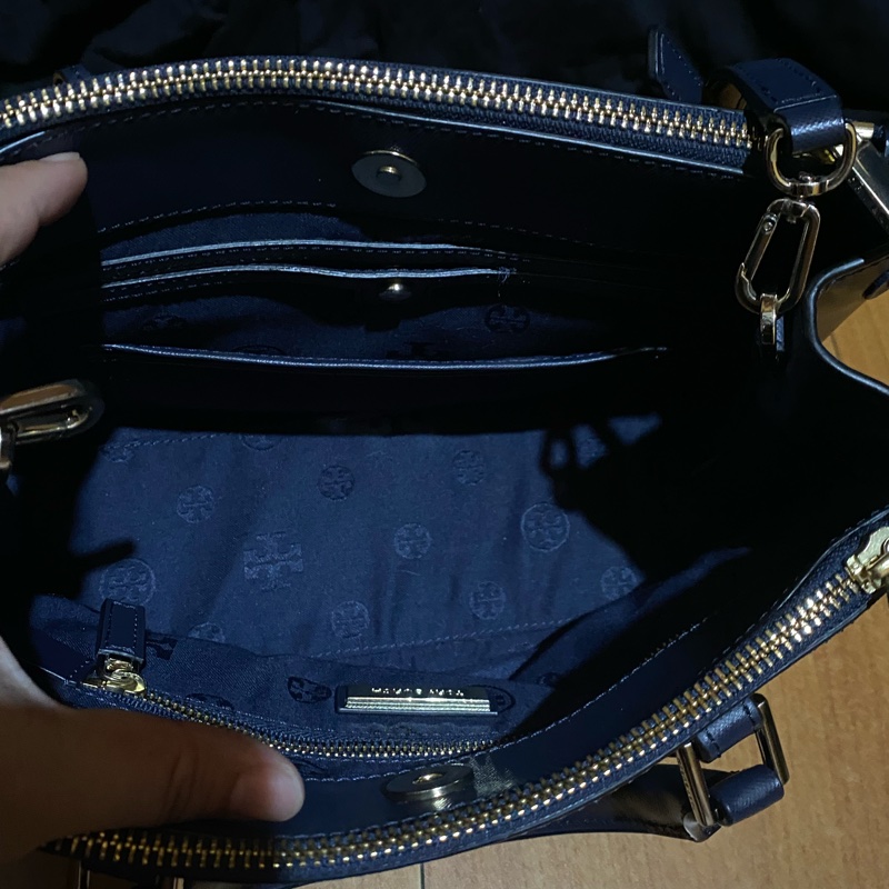 TORY BURCH 藍皮革手提側背包-12