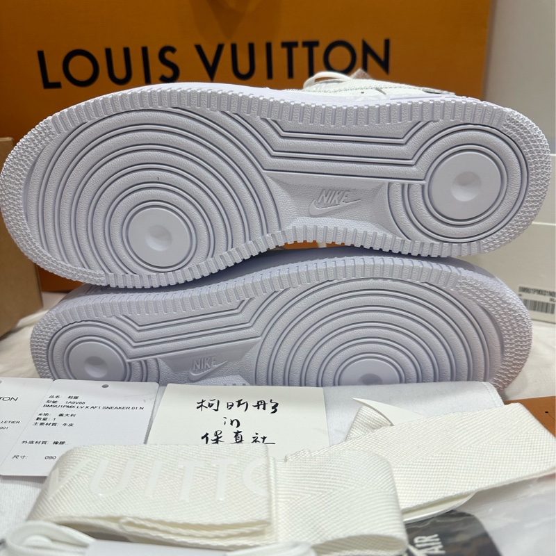 LV x Nike airforce 限量 全白全新-2