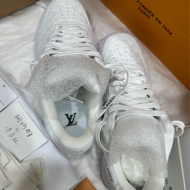 LV x Nike airforce 限量 全白全新-6