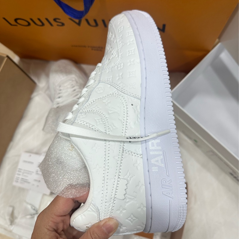 LV x Nike airforce 限量 全白全新-8