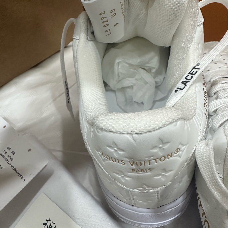 LV x Nike airforce 限量 全白全新-14