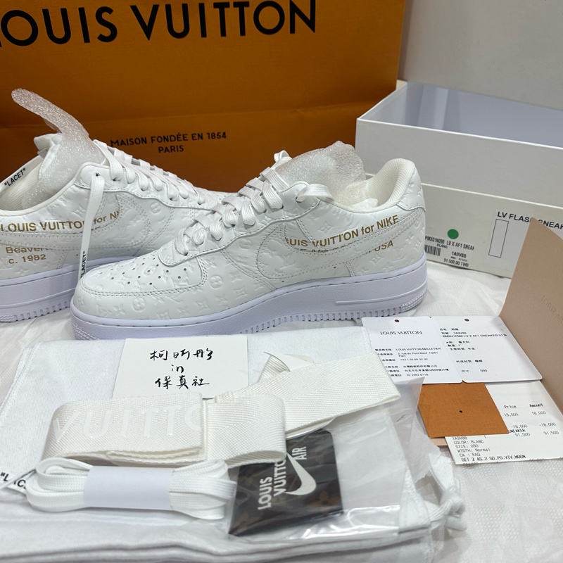 LV x Nike airforce 限量 全白全新-15