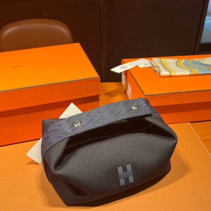 🔥雙11優惠🔥Hermès愛馬仕 Bride-a-brac pm 午夜藍編織手把帆布便當包洗漱包 黑/小號/銀釦/盒裝版-1