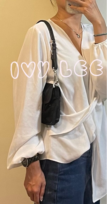 PRADA 質感黑壓紋扣式皮革 尼龍 腋下包 流蘇吊飾 肩背包 手提包  二手精品-21