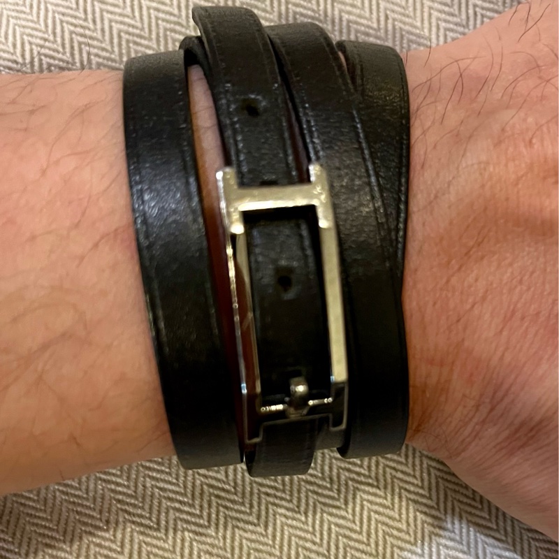 現貨二手愛馬仕黑色繞圈皮手鏈-0