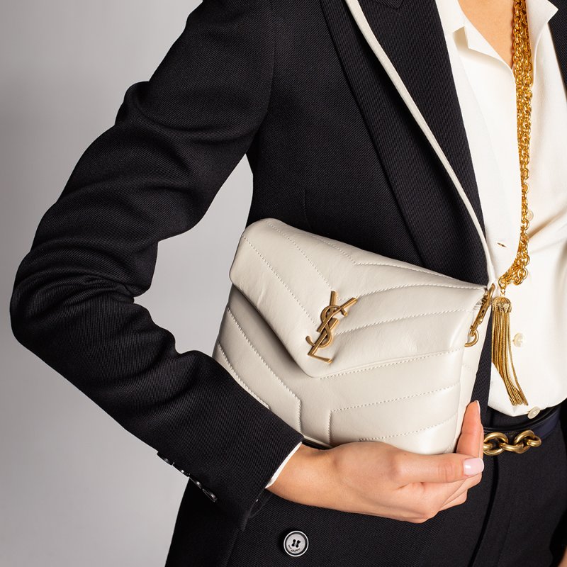 Saint Laurent 630951 YSL Mini Lou Lou 相機包 復古象牙白配金釦( 當季熱門新品 下單前請先詢問)-5