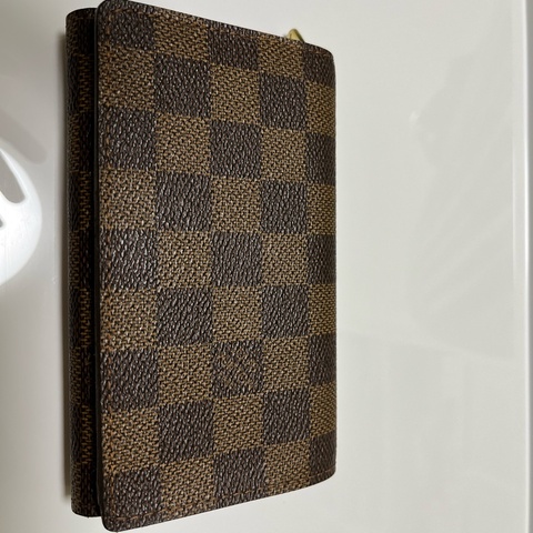 LV Louis Vuitton 中夾