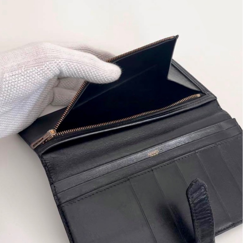 便宜到蛀牙2手 稀有愛馬仕Vip才能選的Box皮革金釦Bears黑長夾-23