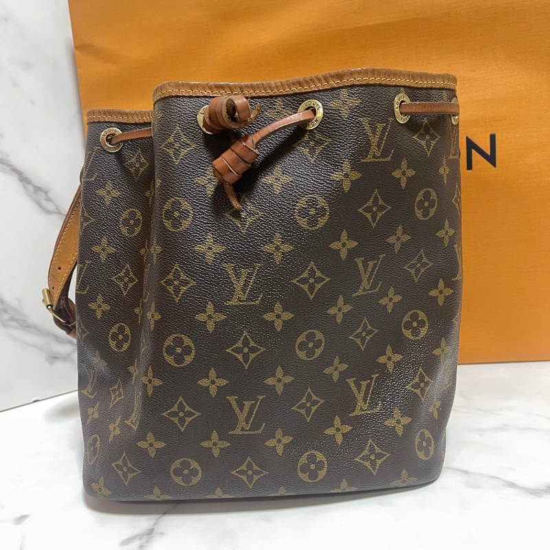 lv 絕版品 水桶包-0