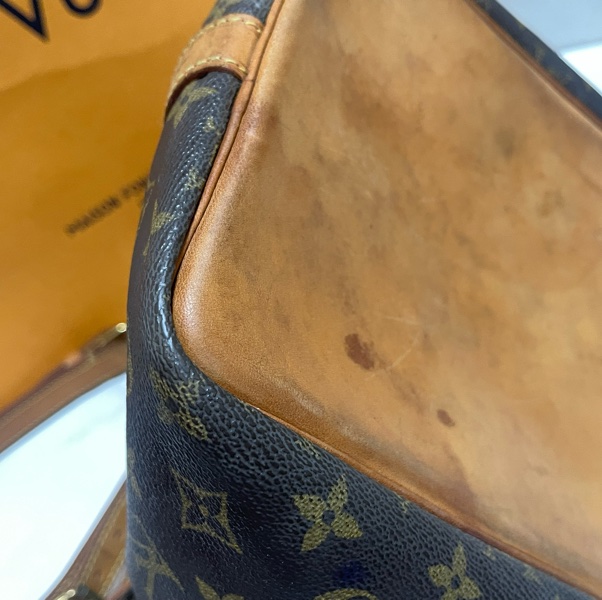 lv 絕版品 水桶包-7