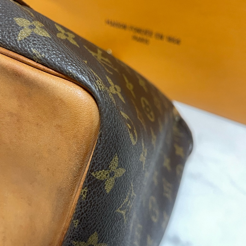 lv 絕版品 水桶包-10