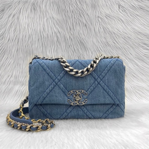 出清❤️Chanel AS1160淺藍丹寧銀扣19 Bag口蓋包*