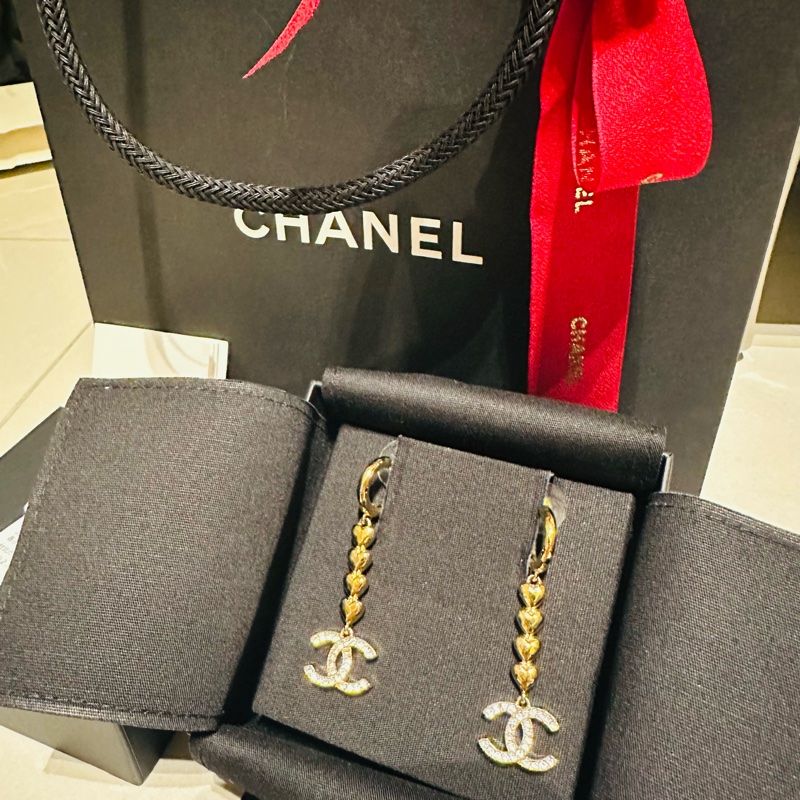 Chanel 23P 愛心垂吊耳環-4