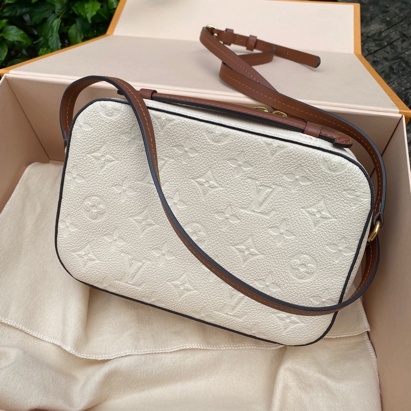 近新LV米白色全皮拼色流蘇手提斜背包斜挎包M44597-3