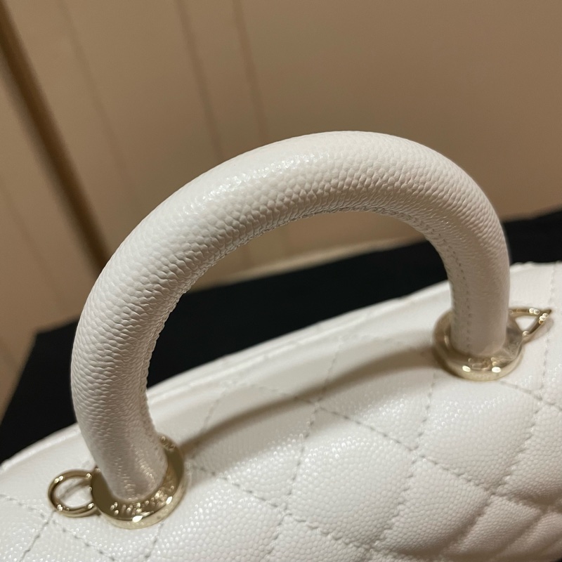 CHANEL Mini Coco Handle 經典菱格紋小牛皮兩用包 白色-4