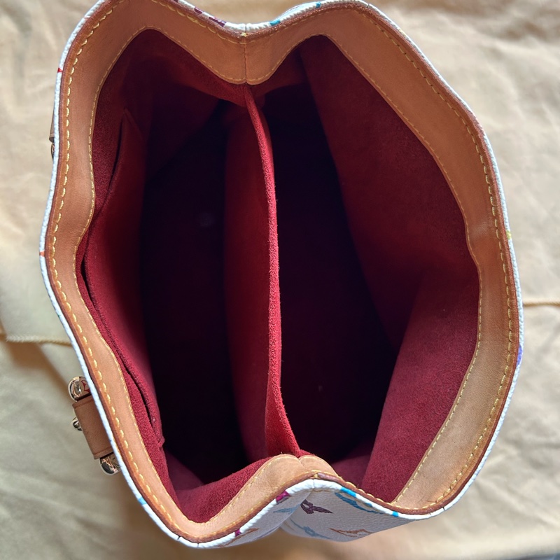 LV白彩手提包😱最後大降價‼️-11