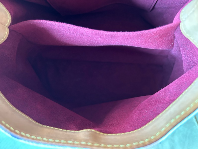 LV白彩手提包😱最後大降價‼️-13