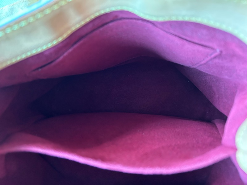 LV白彩手提包😱最後大降價‼️-14