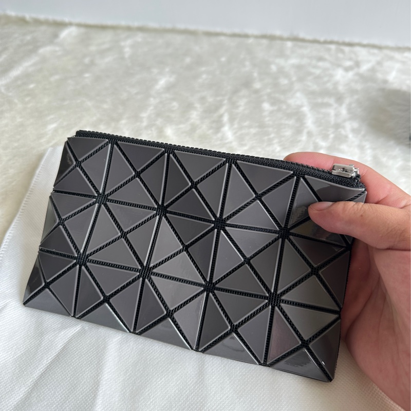 BAO BAO 深灰拉鍊小手拿包-3