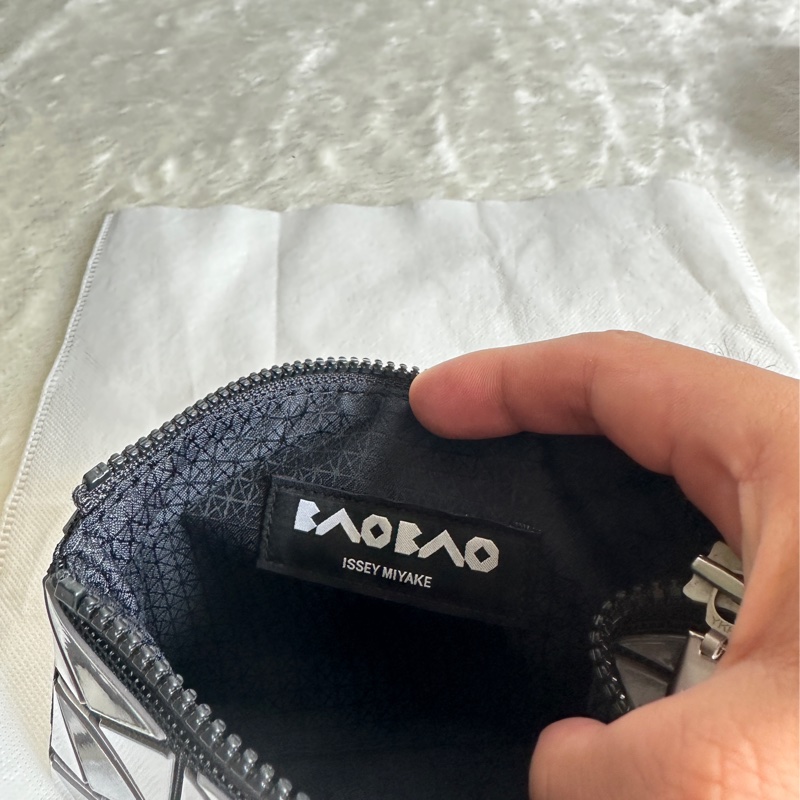 BAO BAO 深灰拉鍊小手拿包-6