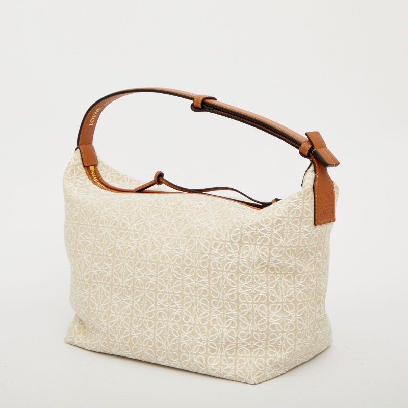 Loewe 中款 Anagram 緹花小牛皮 Cubi 包 米色/棕色(當季熱門新品 下單前請先詢問)-2