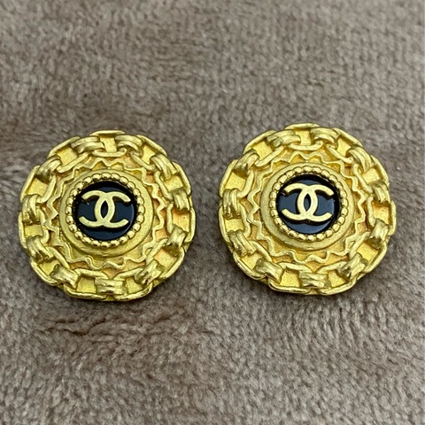 Chanel 古董金色夾式耳環 （中古無原裝盒）