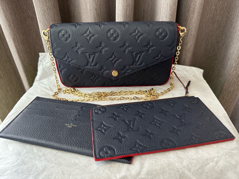 LV 三合一WOC鏈帶皮夾-1