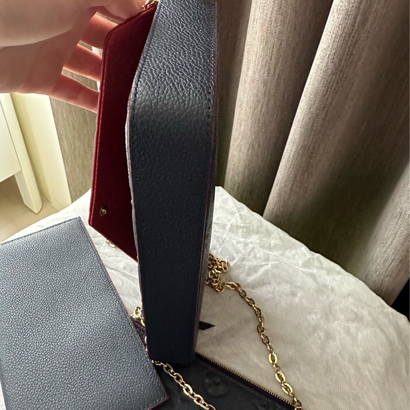 LV 三合一WOC鏈帶皮夾-8