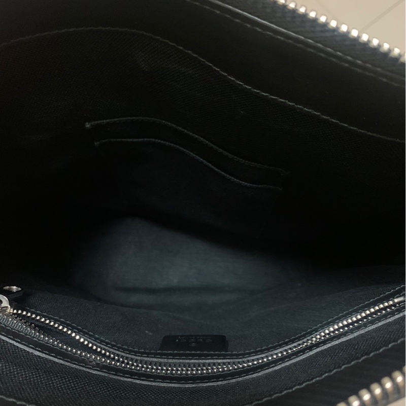 GUCCI GG Supreme帆布郵差包 474137 K5RLN 1095-11