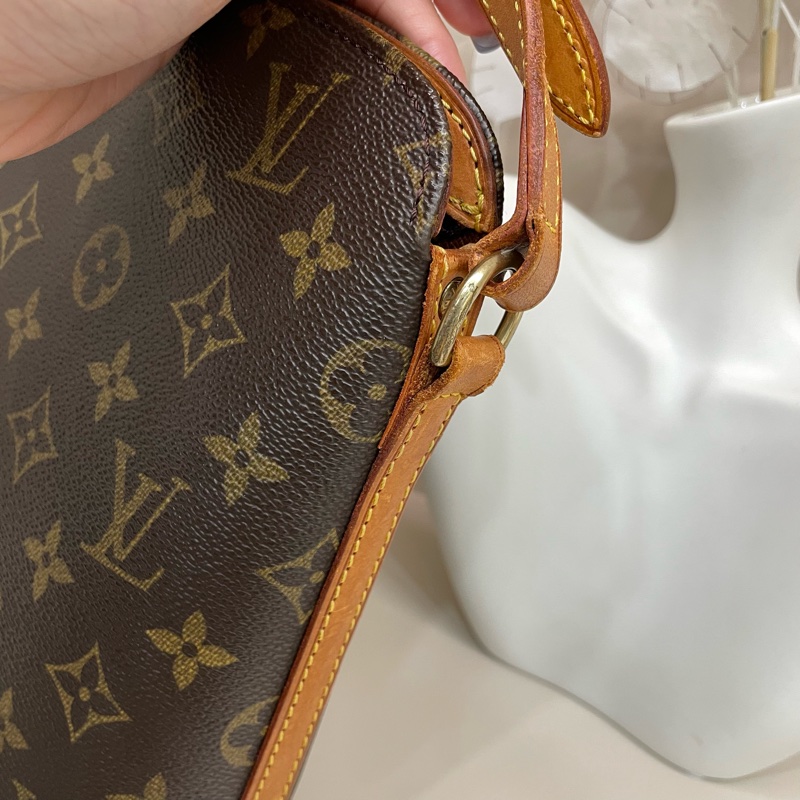 Louis Vuitton 老花扇貝包 貝殼包-3