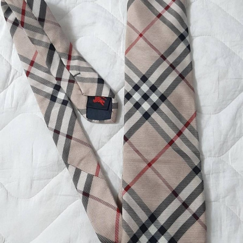 日本製(MIJ)絕版黑標-近新正品Burberry Black Label 經典格紋大戰馬絲質男士領帶-2