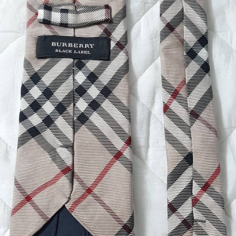 日本製(MIJ)絕版黑標-近新正品Burberry Black Label 經典格紋大戰馬絲質男士領帶-3