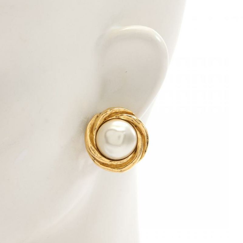 【日本直送】 earrings GP Fake pearl off white gold vintage-3