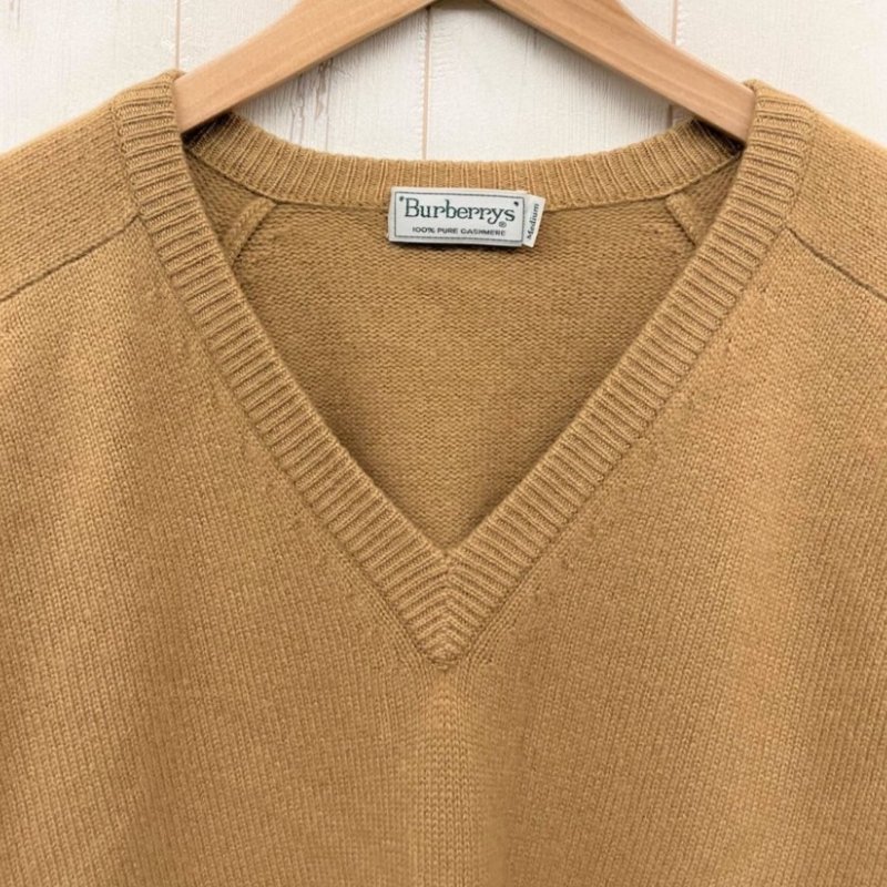 BURBERRY V領羊絨針織衫 (男女皆可穿)✨-1