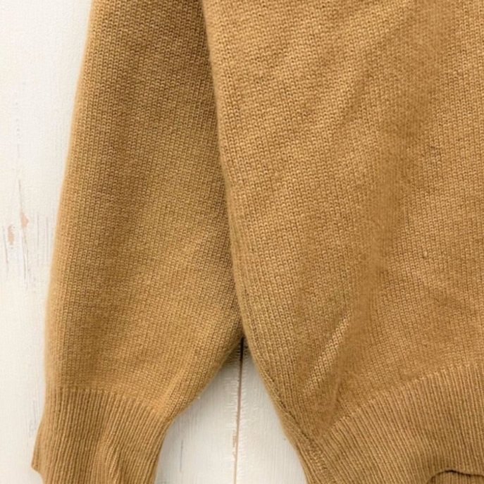 BURBERRY V領羊絨針織衫 (男女皆可穿)✨-2