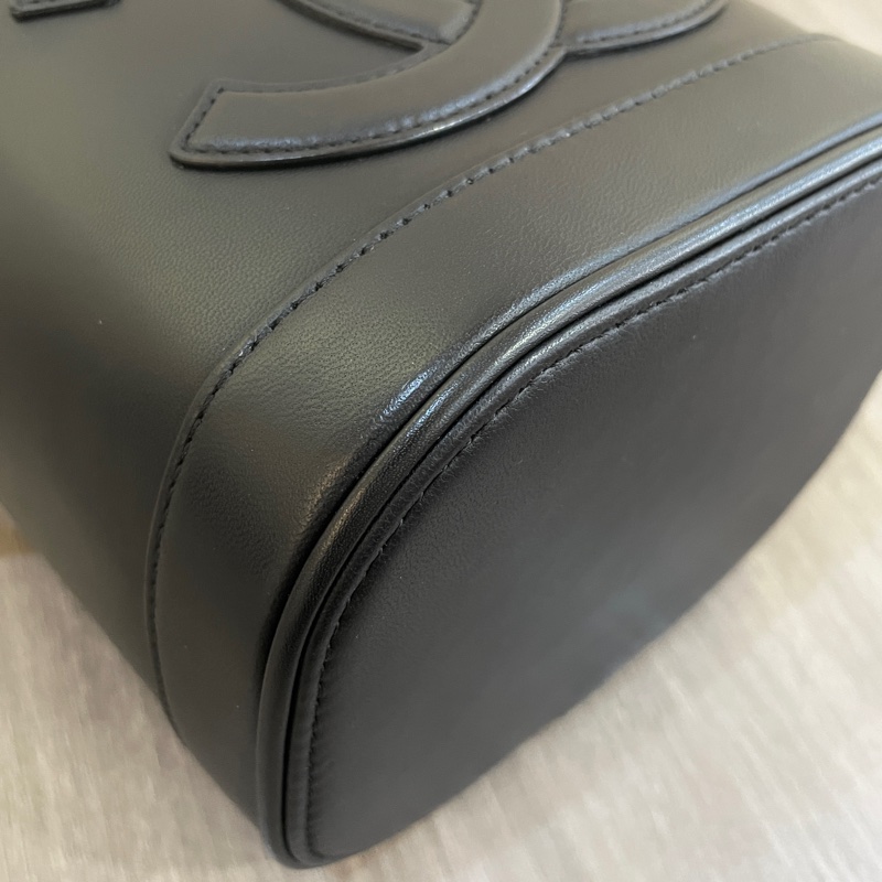 Chanel AS0323黑Box皮帶鏈化妝盒Vanity-5