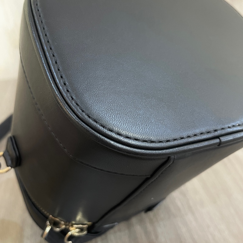 Chanel AS0323黑Box皮帶鏈化妝盒Vanity-8