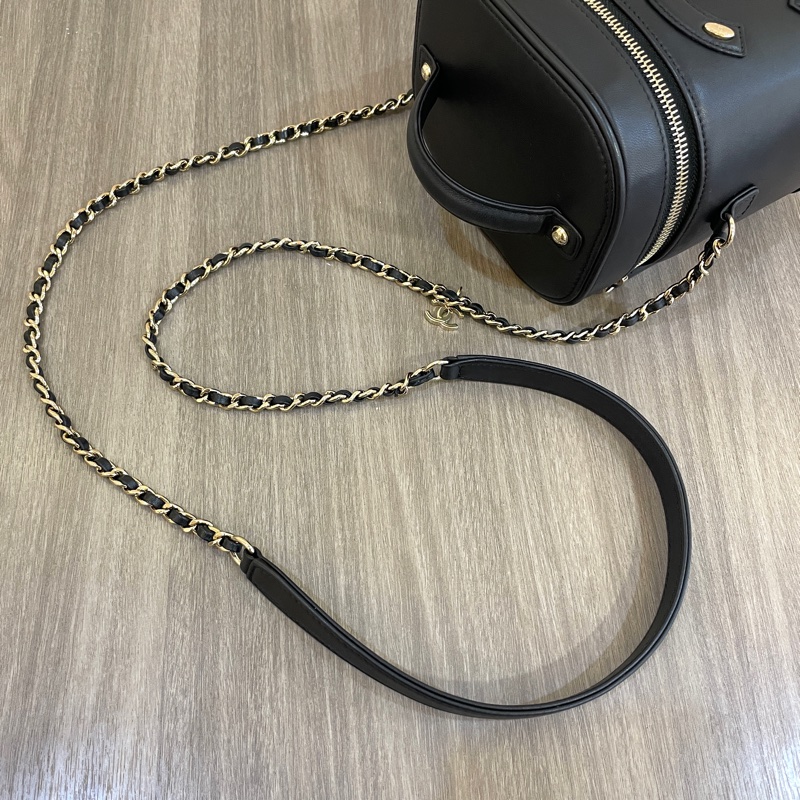 Chanel AS0323黑Box皮帶鏈化妝盒Vanity-9