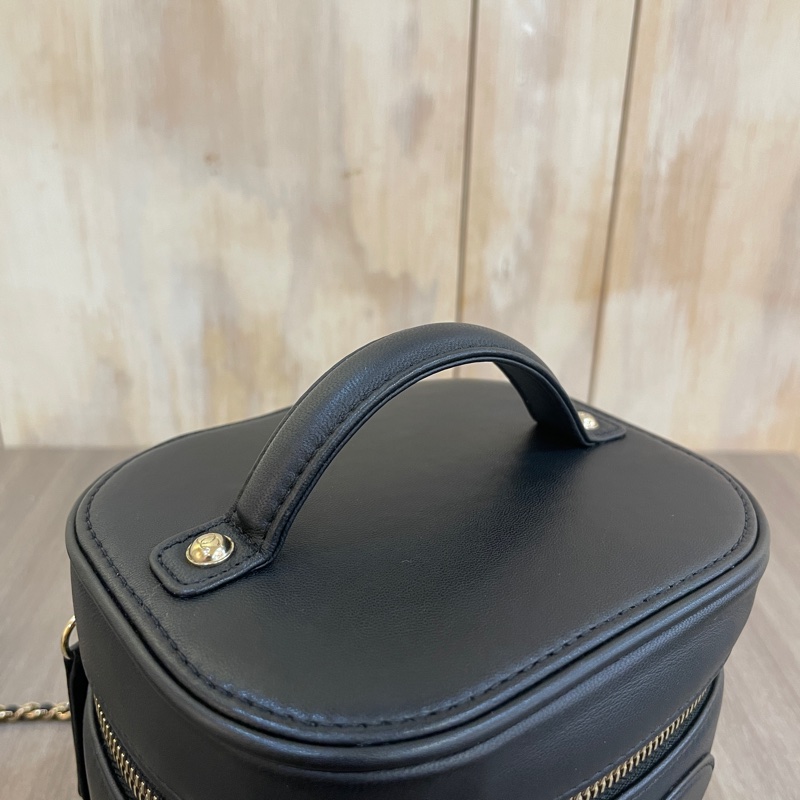 Chanel AS0323黑Box皮帶鏈化妝盒Vanity-12