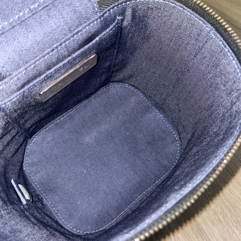 Chanel AS0323黑Box皮帶鏈化妝盒Vanity-18