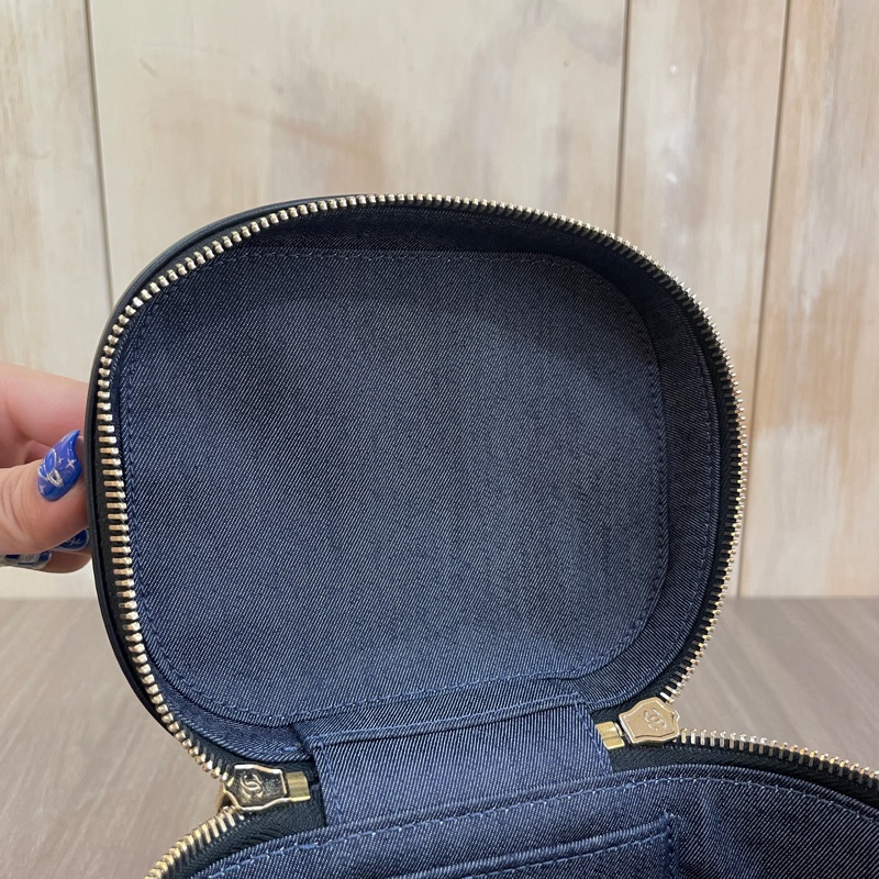 Chanel AS0323黑Box皮帶鏈化妝盒Vanity-20