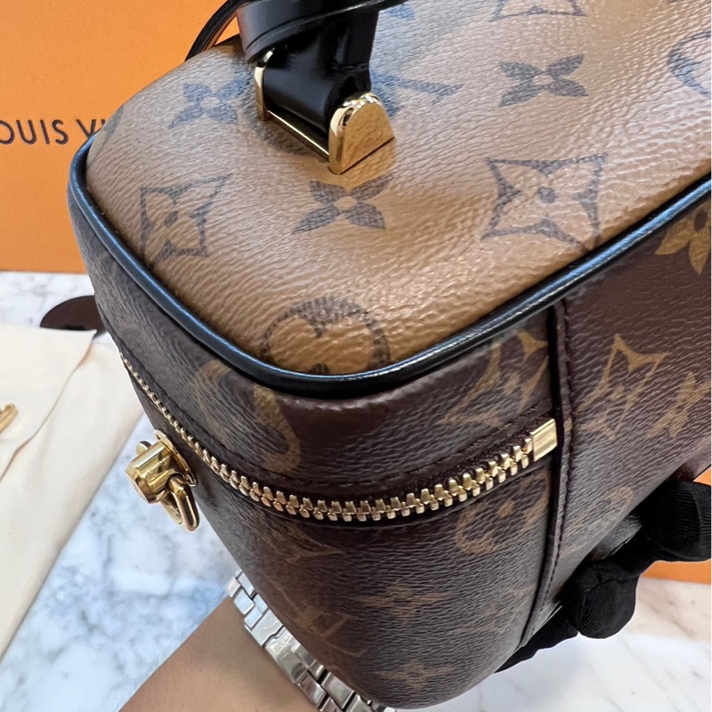 LV Vanity PM化妝包 晶片款-13