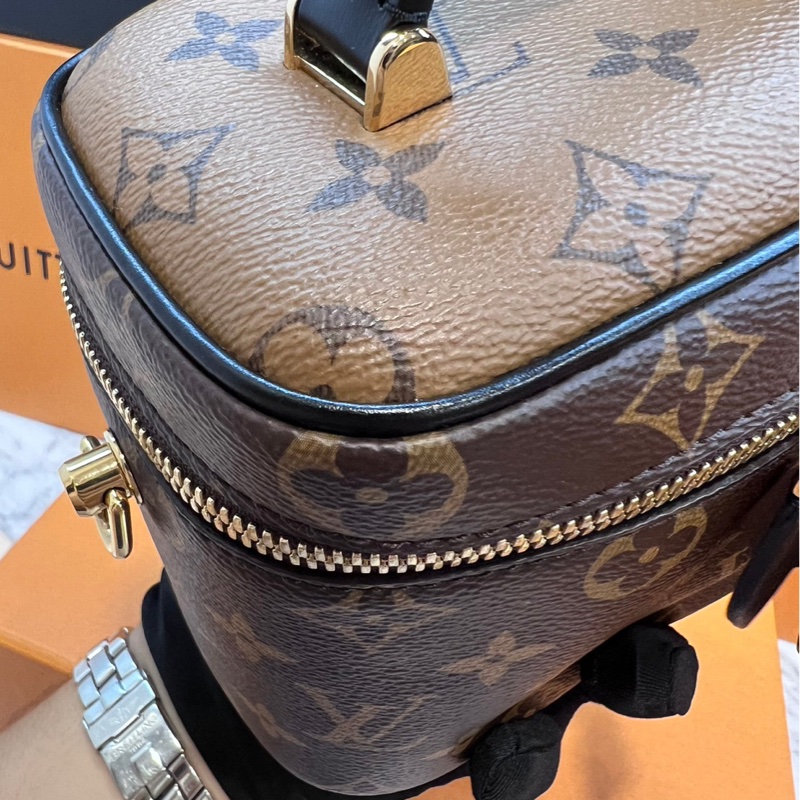 LV Vanity PM化妝包 晶片款-14