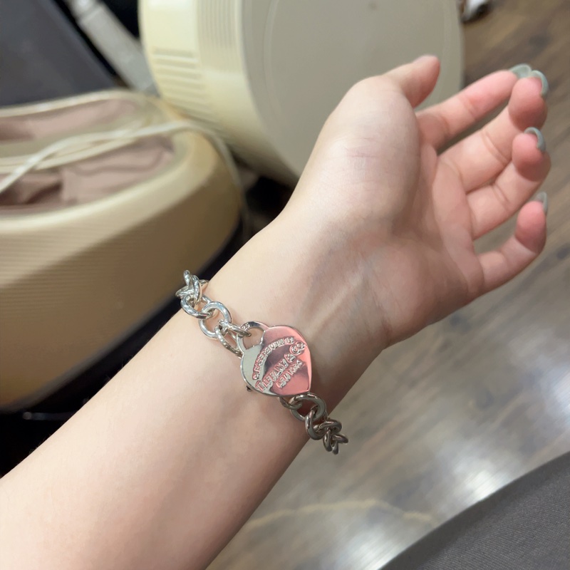 誠可議！ Tiffany 經典愛心925手鍊 銀飾-4